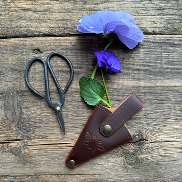 Steel Garden Scissors and Leather Pouch