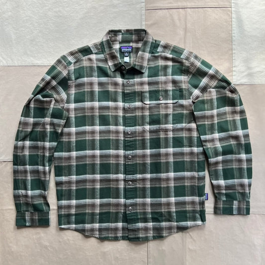 Men's Long Sleeve Lightweight Fjord Flannel Shirt, Cozy Cabin Treeline Green