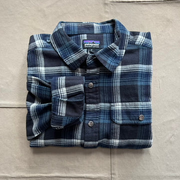 Men's Long Sleeve Lightweight Fjord Flannel Shirt, Cozy Cabin Ink Black