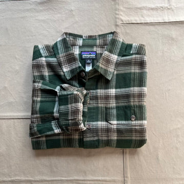 Men's Long Sleeve Lightweight Fjord Flannel Shirt, Cozy Cabin Treeline Green