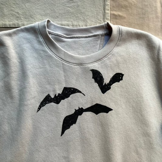 Women's Bat Crewneck, Bone