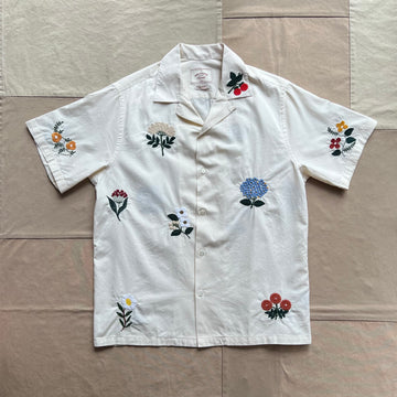 Embroidered Flowers Camp Collar Shirt, Cream