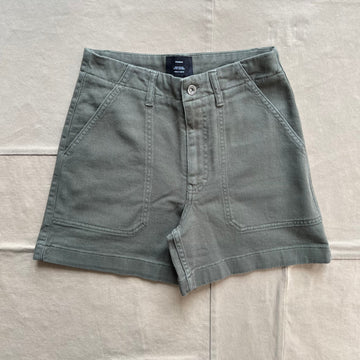 Yarrel Short, Olive