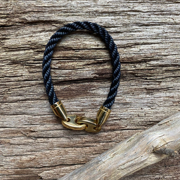 Endeavour Single Wrap Bracelet, Black/Polished Brass